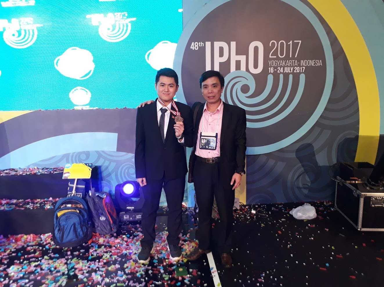 IPhO